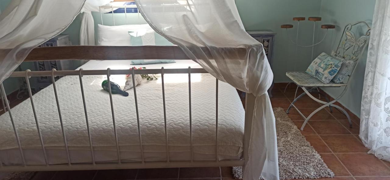 Elouthia Residence With Sea View And Hot Tub Tsoútsouros エクステリア 写真