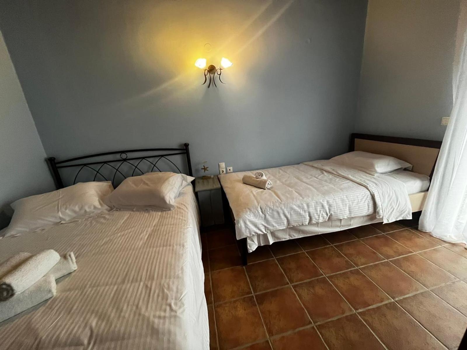 Elouthia Residence With Sea View And Hot Tub Tsoútsouros エクステリア 写真