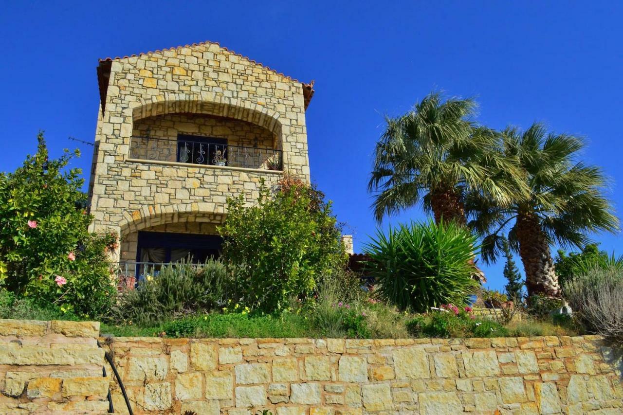 Elouthia Residence With Sea View And Hot Tub Tsoútsouros エクステリア 写真